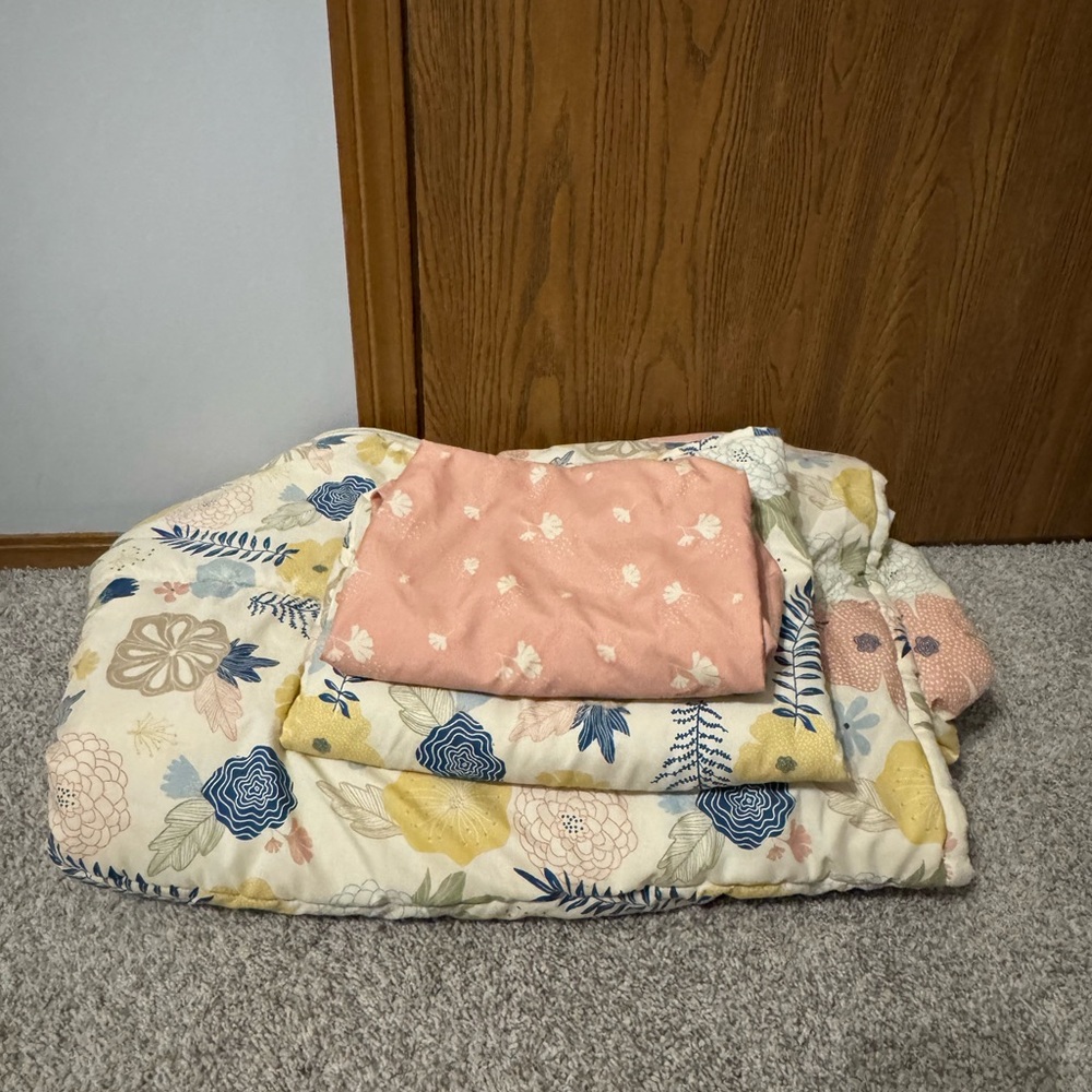 Beddy’s Floral Bedding Set